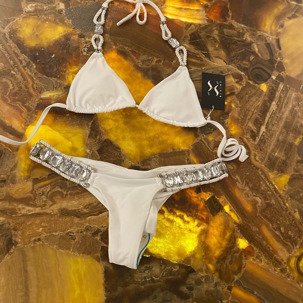 Bikinx 2 piece swimsuit, new